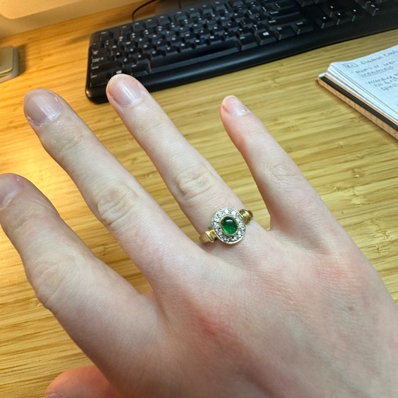 Antique Green and Gold Ring with Emerald and Diamond Halo - Picture 4 of 4